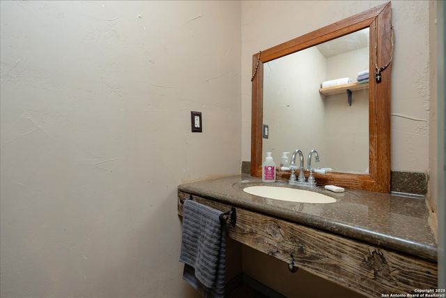 1600 Alpine, San Marcos, TX 78666