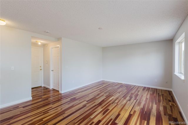 2180 S Uravan Street, Aurora, CO 80013