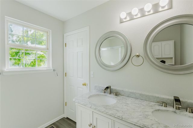 2180 S Uravan Street, Aurora, CO 80013