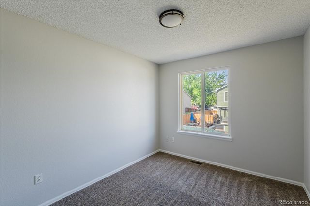 2180 S Uravan Street, Aurora, CO 80013