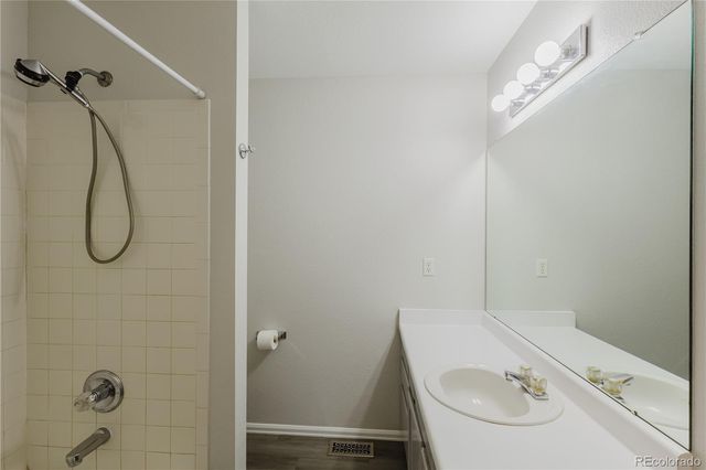 2180 S Uravan Street, Aurora, CO 80013