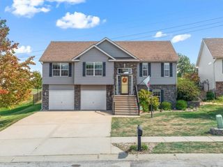 4605 Stacey Way Court, St Joseph, MO 64505