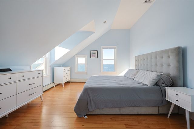 40 Channel St, Hull, MA 02045