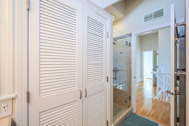 40 Channel St, Hull, MA 02045