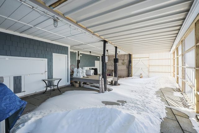 40 Channel St, Hull, MA 02045