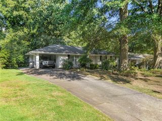 2834 S Clark Drive, East Point, GA 30344