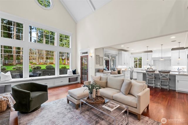 1051 Papago Drive, Fox Island, WA 98333