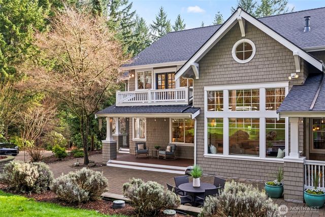 1051 Papago Drive, Fox Island, WA 98333