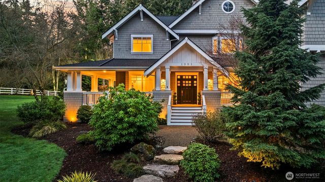 1051 Papago Drive, Fox Island, WA 98333