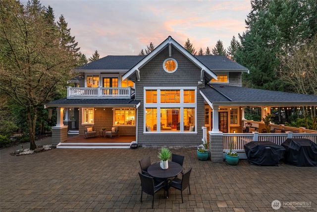 1051 Papago Drive, Fox Island, WA 98333