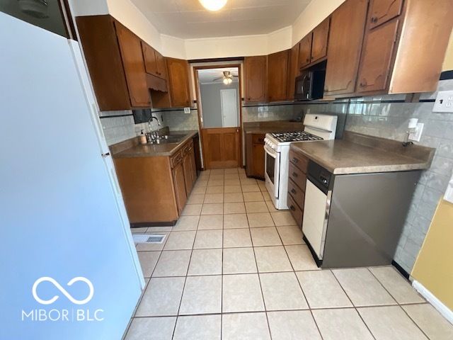 1935 Randall Road, Indianapolis, IN 46240