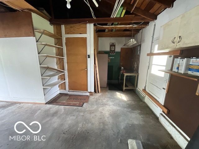 1935 Randall Road, Indianapolis, IN 46240