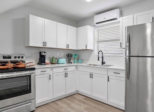 584 NW 30th Street, Miami, FL 33127