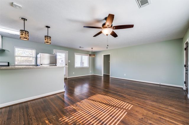 4502 Brookwoods Drive, Houston, TX 77092