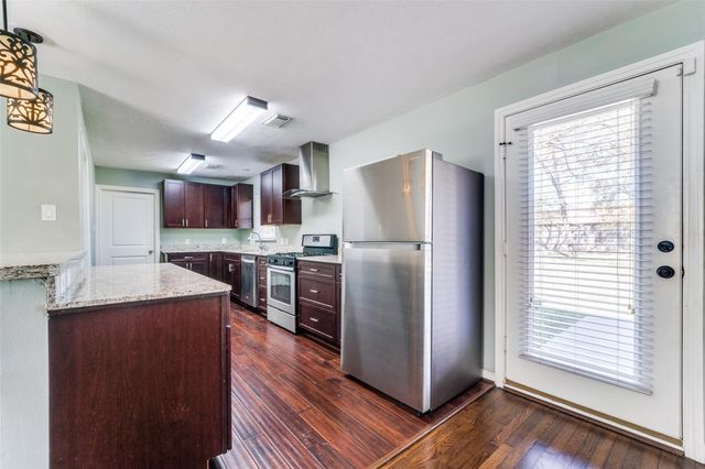 4502 Brookwoods Drive, Houston, TX 77092