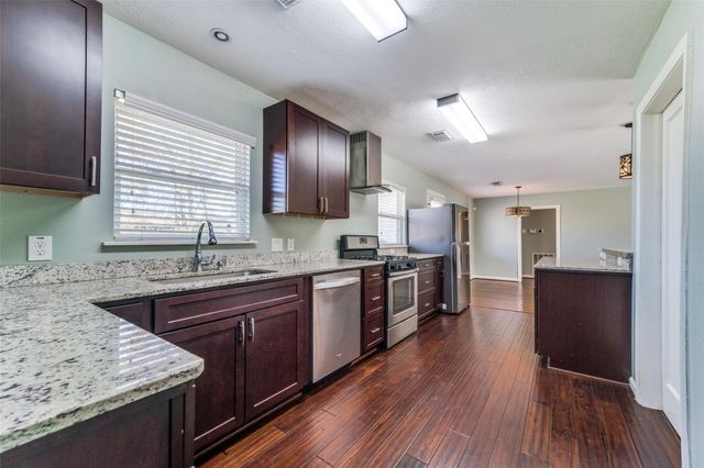 4502 Brookwoods Drive, Houston, TX 77092