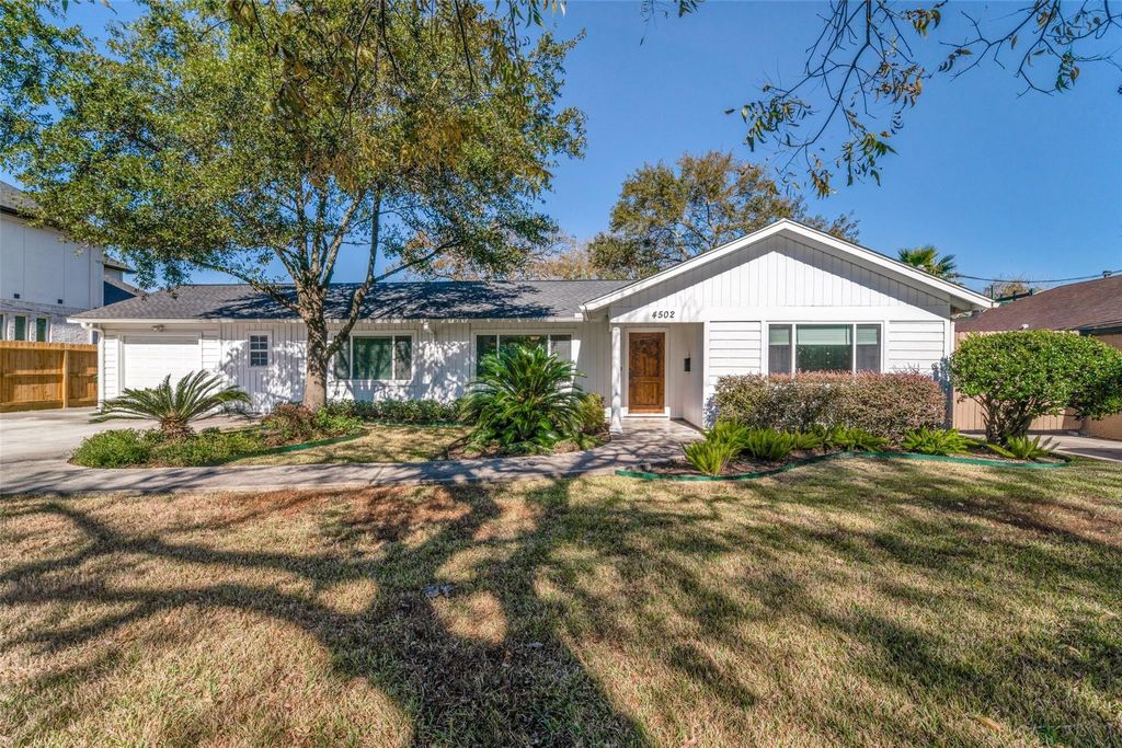 4502 Brookwoods Drive, Houston, TX 77092