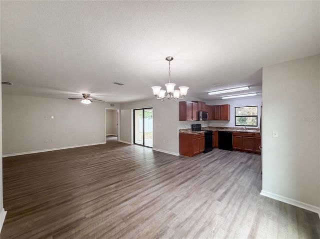 2440 BRACKNELL FOREST TRAIL, Tavares, FL 32778