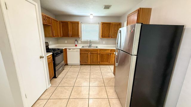 503 Willow West Drive, Houston, TX 77073