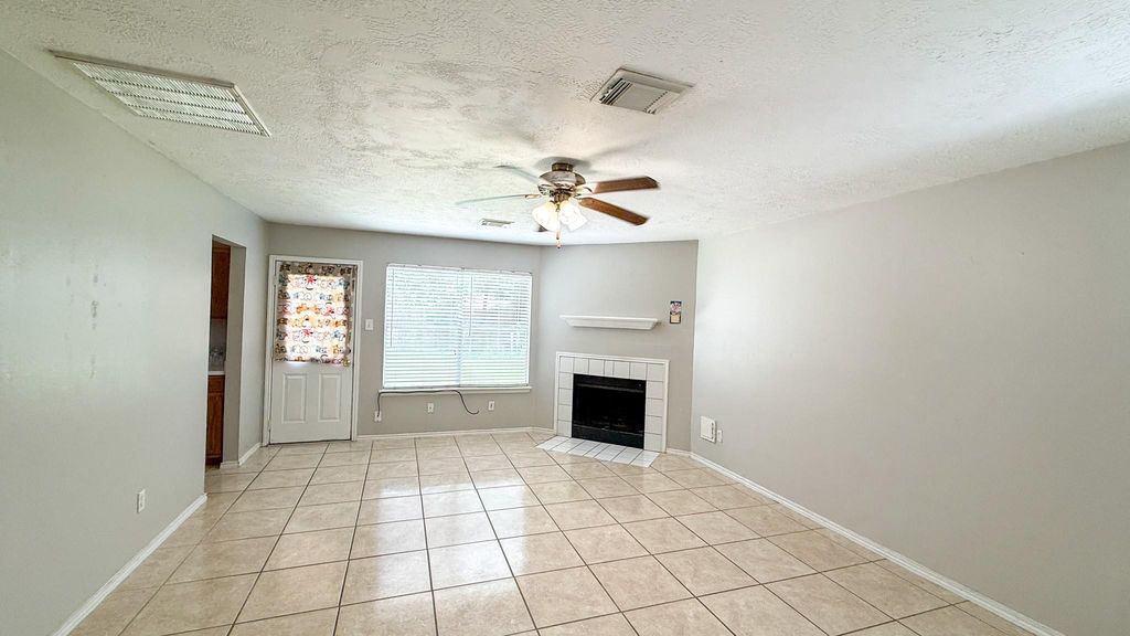 503 Willow West Drive, Houston, TX 77073