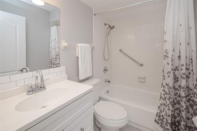 24540 HARBORVIEW ROAD D3, Punta Gorda, FL 33980