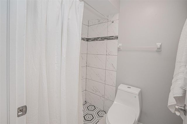 24540 HARBORVIEW ROAD D3, Punta Gorda, FL 33980