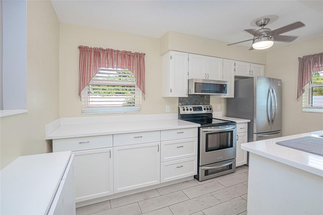 24540 HARBORVIEW ROAD D3, Punta Gorda, FL 33980