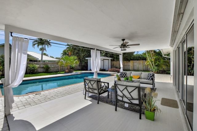 832 SW 10th Avenue, Boca Raton, FL 33486