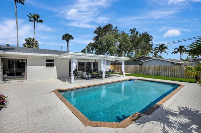 832 SW 10th Avenue, Boca Raton, FL 33486