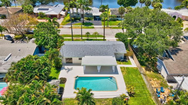 832 SW 10th Avenue, Boca Raton, FL 33486