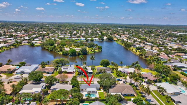 832 SW 10th Avenue, Boca Raton, FL 33486
