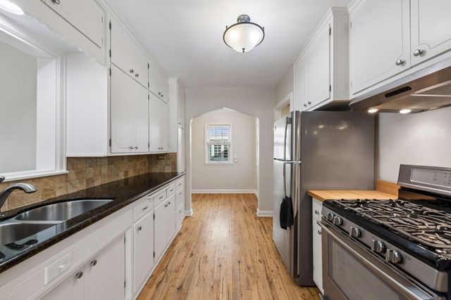 1731 Hillcrest Avenue, Saint Paul, MN 55116