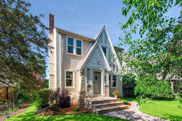 1731 Hillcrest Avenue, Saint Paul, MN 55116