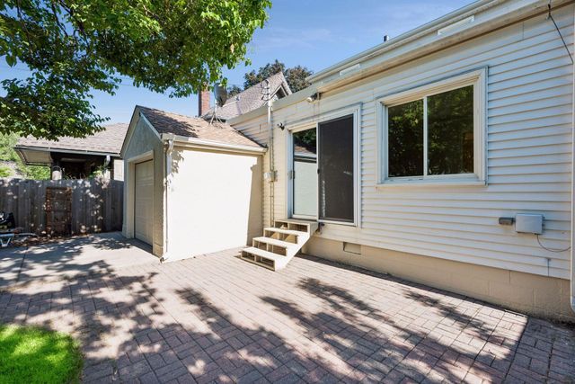 1731 Hillcrest Avenue, Saint Paul, MN 55116