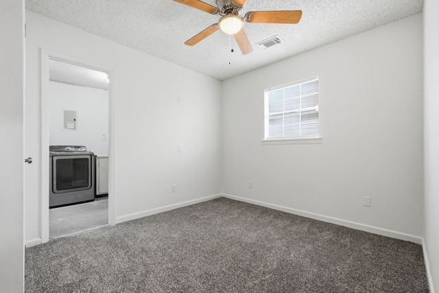 32 Cascabellas Street, Mary Esther, FL 32569