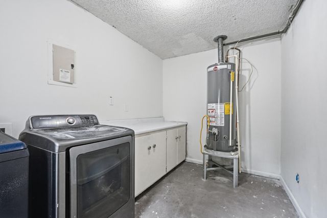 32 Cascabellas Street, Mary Esther, FL 32569