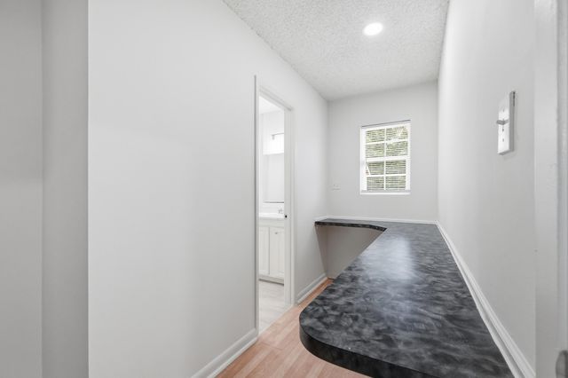 32 Cascabellas Street, Mary Esther, FL 32569