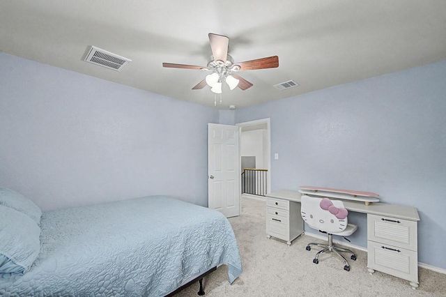 17804 Linkhill DR, Dripping Springs, TX 78620