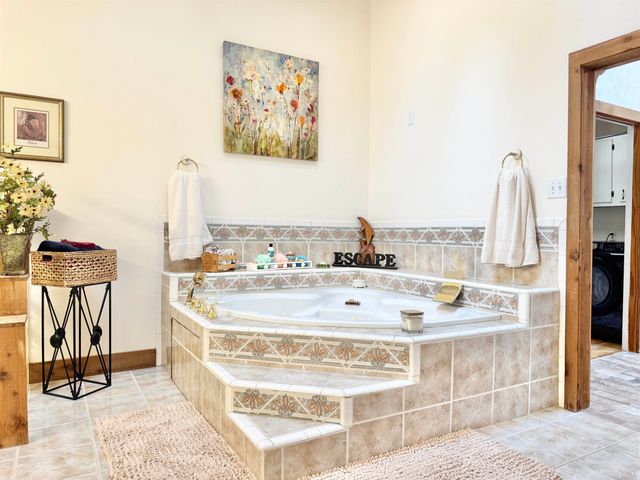 307 Locklear Avenue, Longview, TX 75605