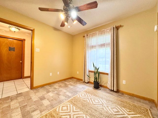 307 Locklear Avenue, Longview, TX 75605