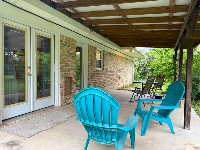307 Locklear Avenue, Longview, TX 75605