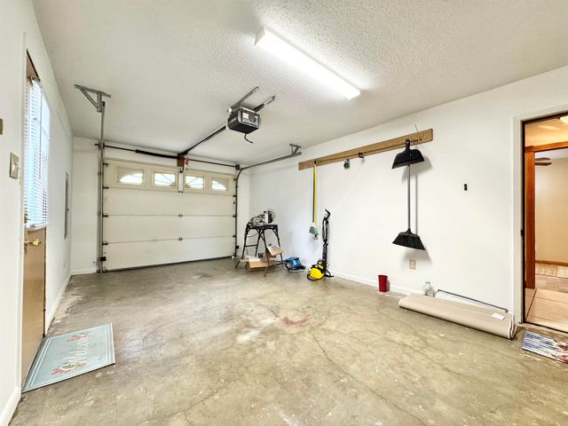 307 Locklear Avenue, Longview, TX 75605