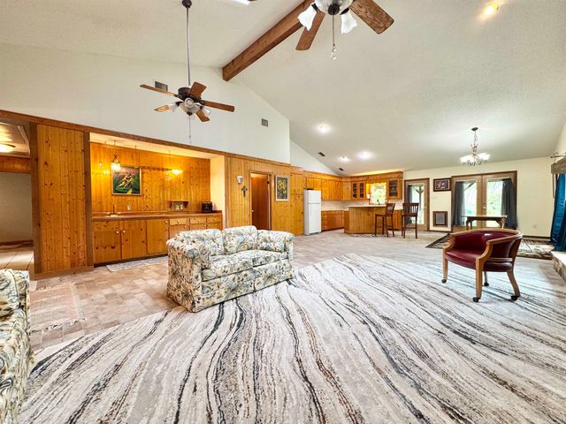 307 Locklear Avenue, Longview, TX 75605