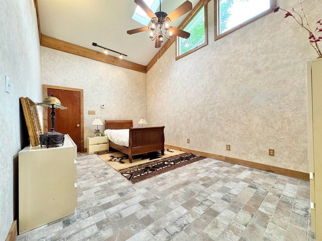 307 Locklear Avenue, Longview, TX 75605