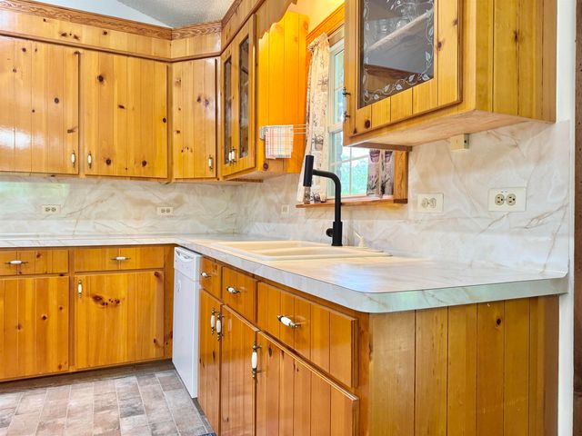 307 Locklear Avenue, Longview, TX 75605