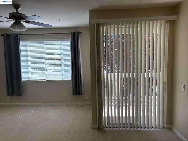 3663 Oakwood Ter 211, Fremont, CA 94536