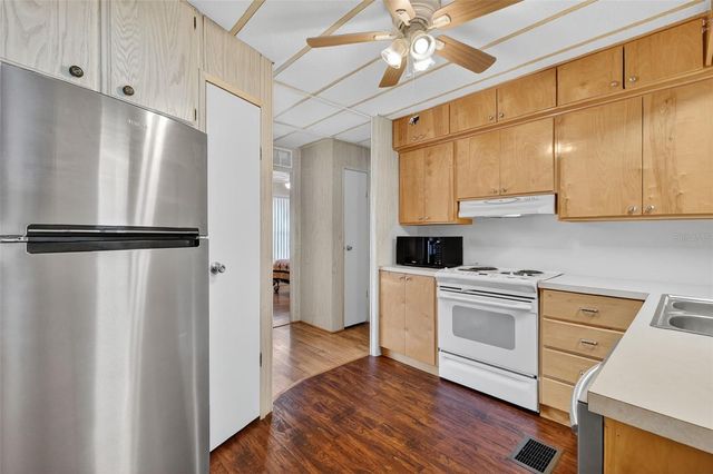 165 SHADY LANE DRIVE, Eustis, FL 32726