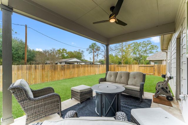 7054 Terra Drive, Manvel, TX 77578