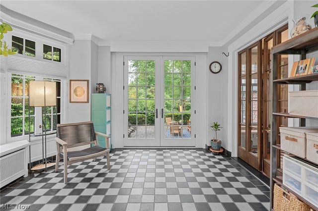14211 Larchmere Boulevard, Shaker Heights, OH 44120