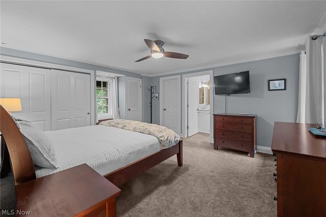14211 Larchmere Boulevard, Shaker Heights, OH 44120